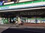 コンビニ　ファミリーマート 本木南町店（コンビニ）まで364m