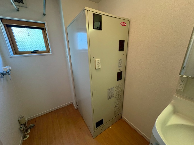 その他設備　電気温水器です。オール電化でお得で安心ですね。