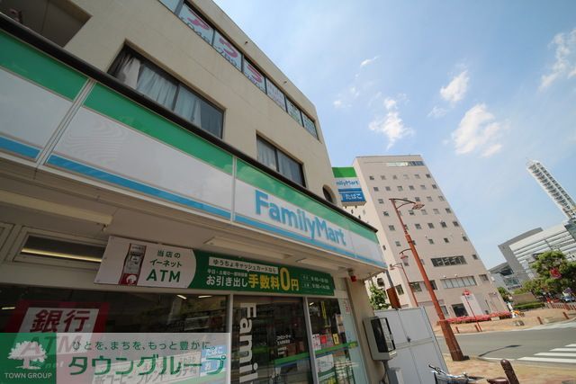 コンビニ　ファミリーマート北与野駅前店（コンビニ）まで90m