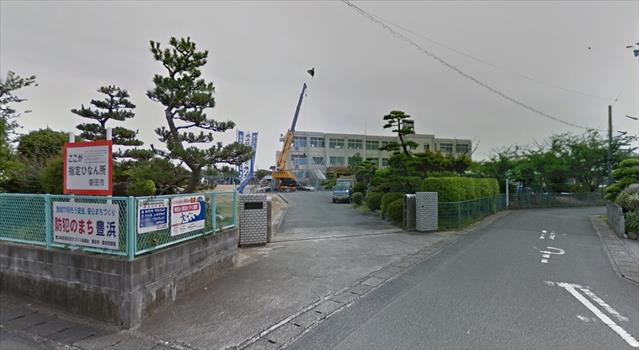小学校　磐田市立豊浜小学校（小学校）まで3179m