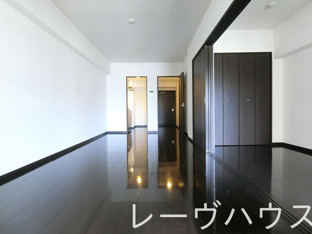 居室・リビング　庭