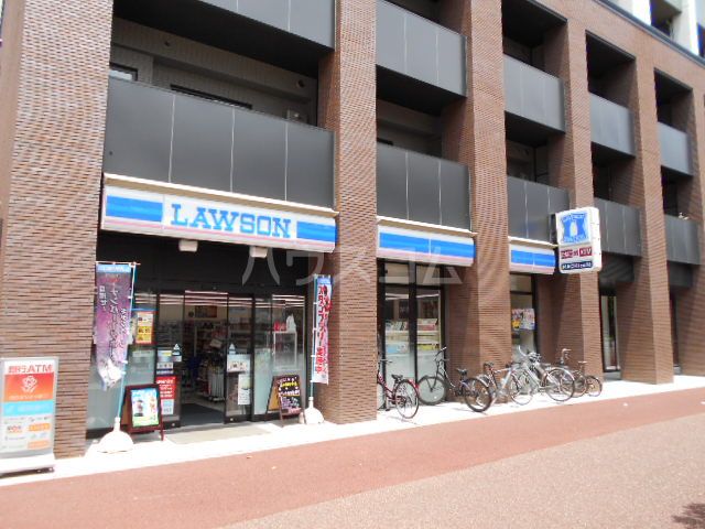 コンビニ　ローソン 博多築港本町店（コンビニ）まで313m
