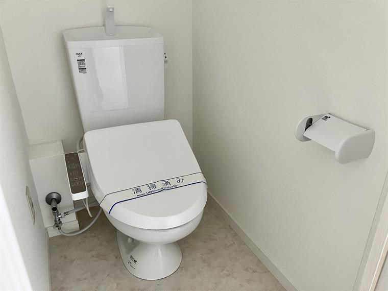 中川マンションのトイレ写真
