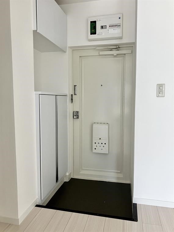 中川マンションの玄関写真