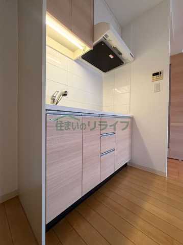 都営大江戸線 若松河田駅 徒歩6分 10階建 築16年のキッチン写真