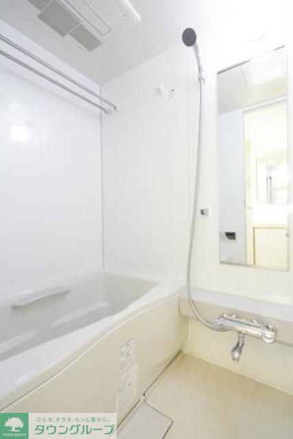 バス・シャワールーム　※写真は同タイプ住戸です。