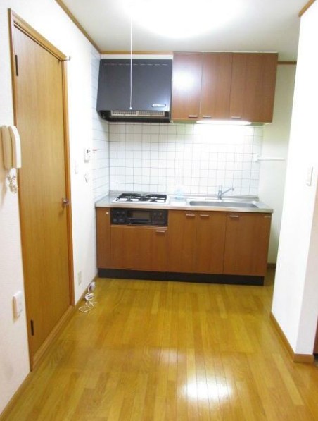 フジエール日進の居間写真