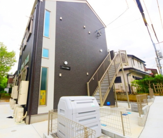 東急東横線 菊名駅 徒歩5分 2階建 築9年の外観写真