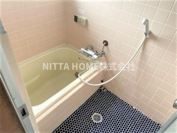 バス・シャワールーム　お風呂トイレ別です◇