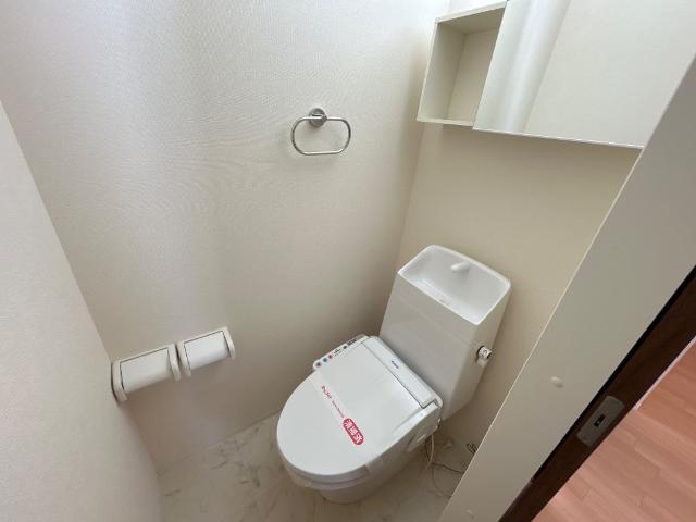 トイレ　シャワー付トイレ