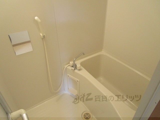 バス・シャワールーム　風呂
