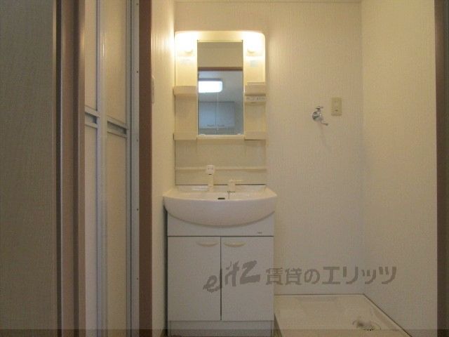 洗面設備　洗面所