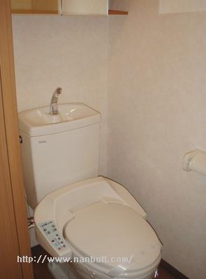 トイレ　シャワー付きトイレ