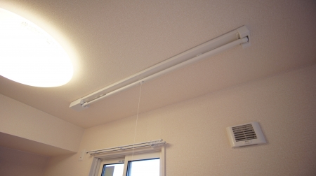その他設備　室内物干し