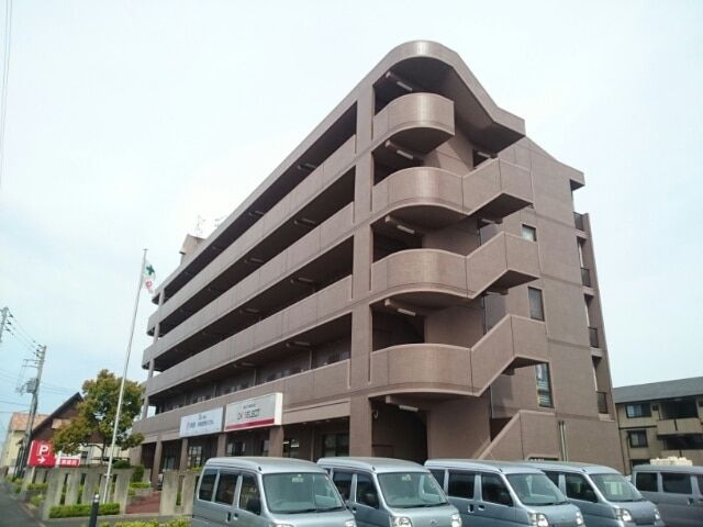 綾歌郡宇多津町浜三番丁のマンションの建物外観