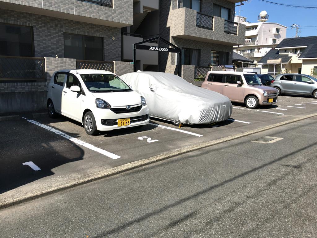 【スプリエ道後の駐車場】