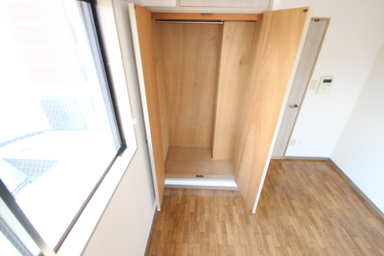 収納　※他の部屋の写真です。