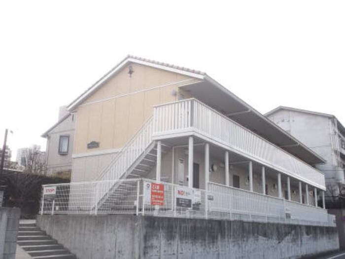 神奈川県相模原市緑区橋本４（アパート）の賃貸物件の外観