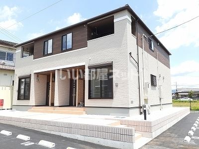 【アルバ　ファウスト　IIの建物外観】