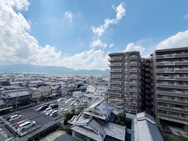 【香芝市五位堂のマンションの眺望】