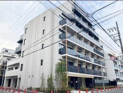 【北区田端新町のマンションの建物外観】