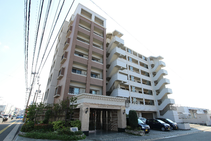 糟屋郡新宮町下府のマンションの建物外観