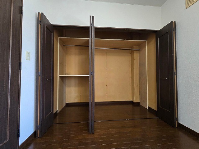 新川町17番2戸1の内装写真