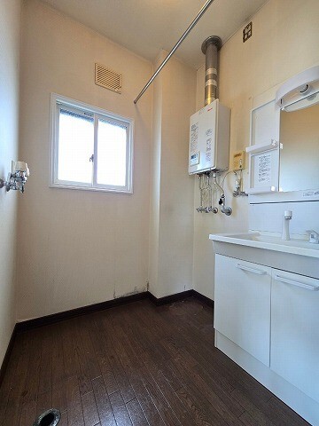 新川町17番2戸1の内装写真