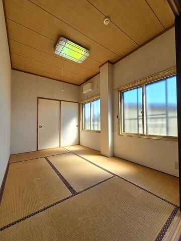 新川町17番2戸1の内装写真