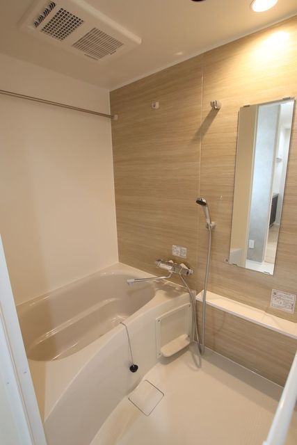 バス・シャワールーム　浴室乾燥／暖房