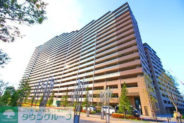 【習志野市奏の杜のマンションの建物外観】