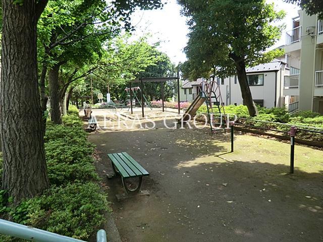 【レオパレススターダストの公園】