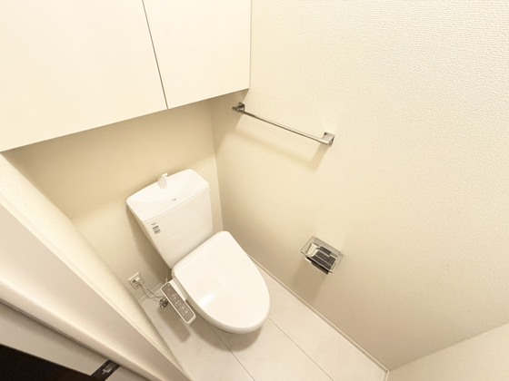 トイレ　シャワー付きトイレ