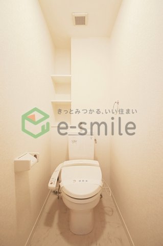 トイレ　落ち着いたトイレです