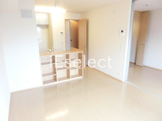 居室・リビング　明るくキレイなリビングルーム♪