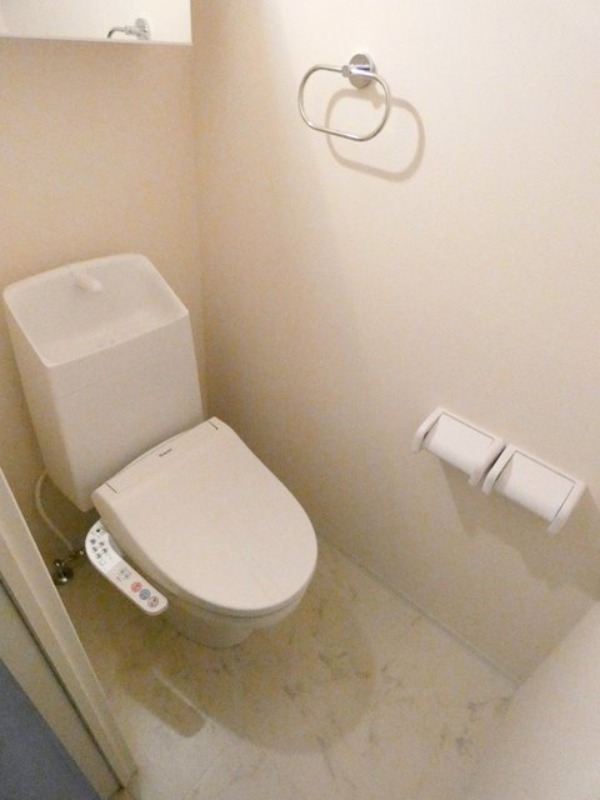 トイレ　図面と現状に相違がある場合には現状を優先