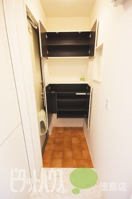 玄関　※同タイプイメージ