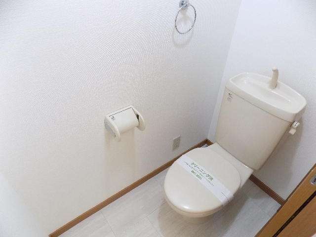 トイレ　反転タイプの写真です