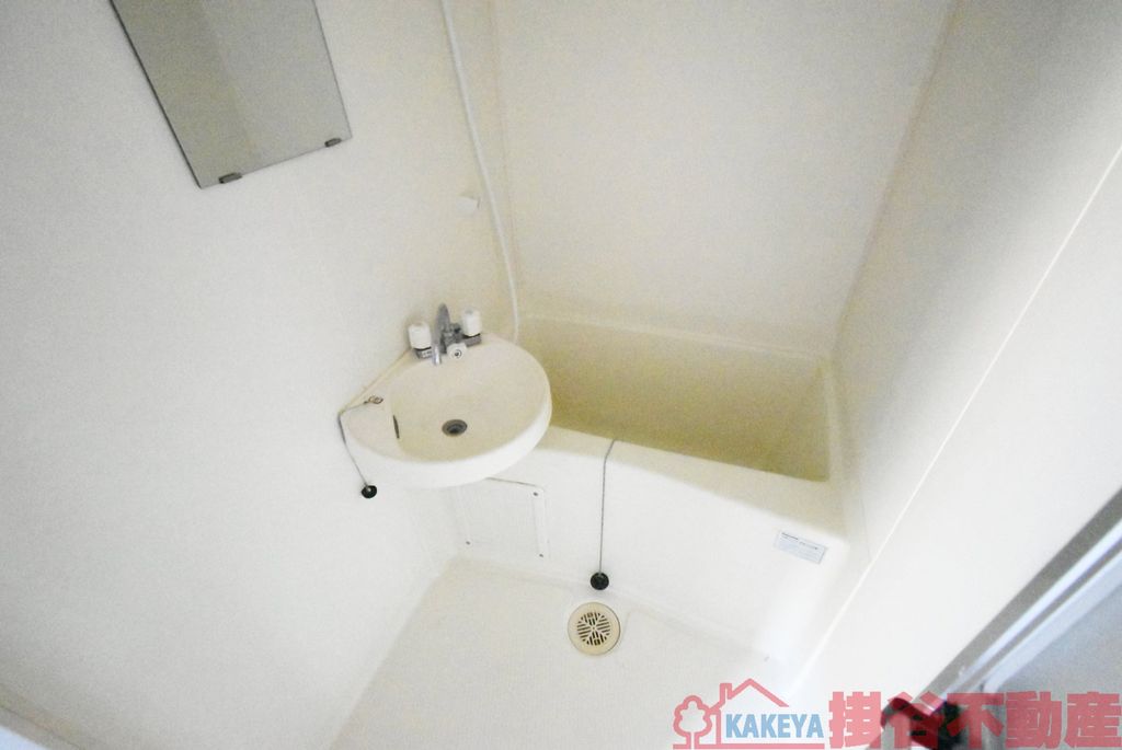 バス・シャワールーム　バス