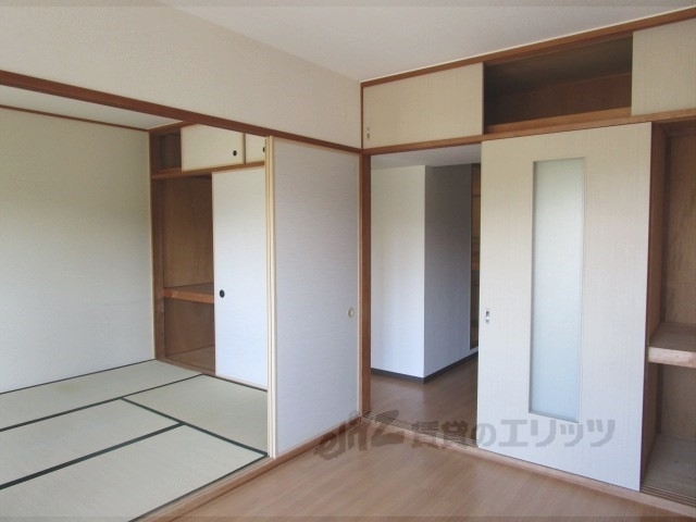 居室・リビング　洋室