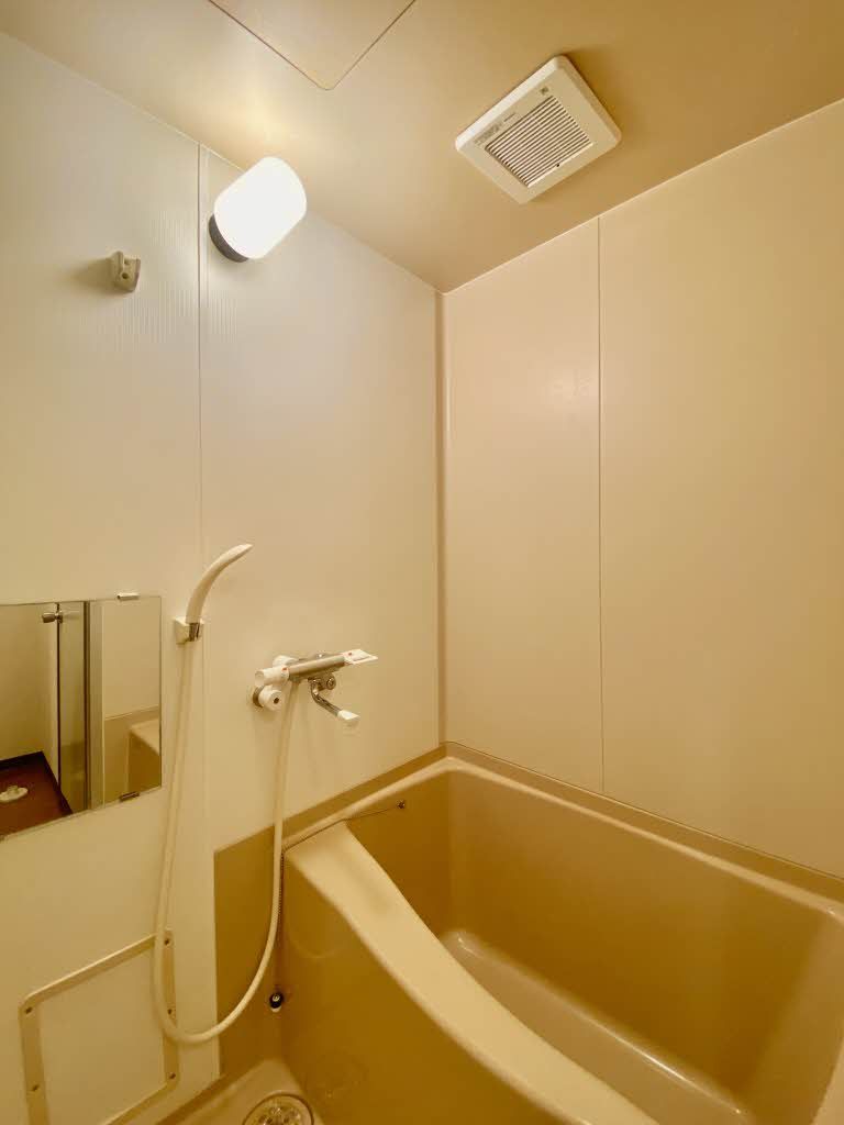バス・シャワールーム　浴室