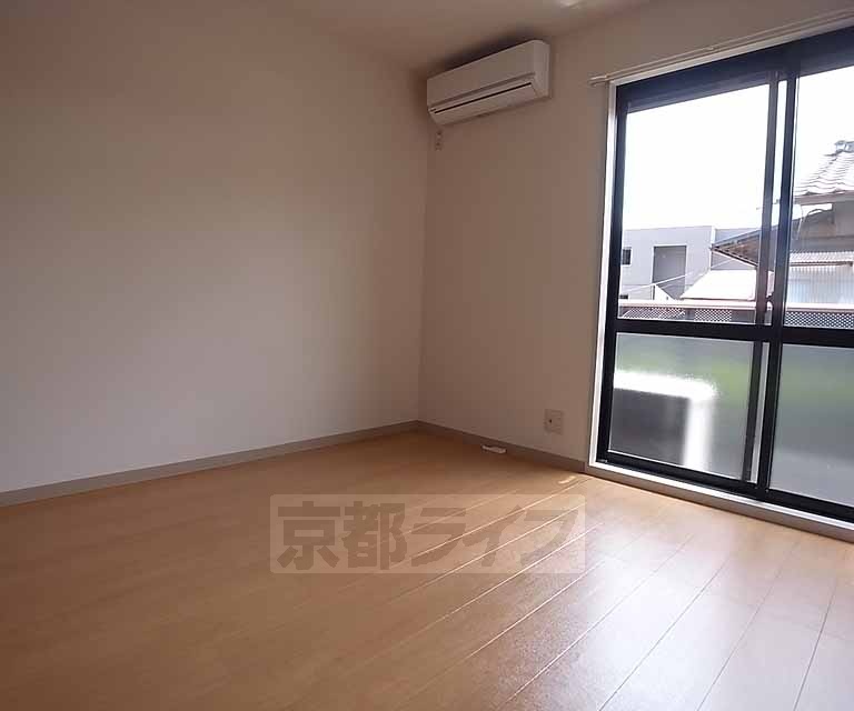 居室・リビング　お部屋に続く廊下です。