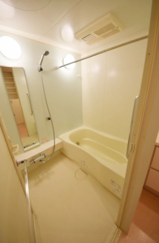 バス・シャワールーム　※別部屋参考写真