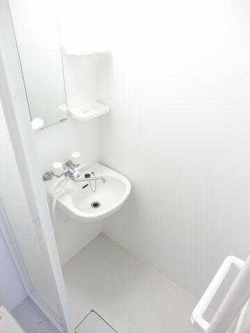 バス・シャワールーム　別部屋の参考写真です。