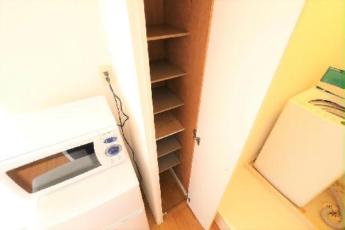 玄関　シューズボックス完備により女性でも安心