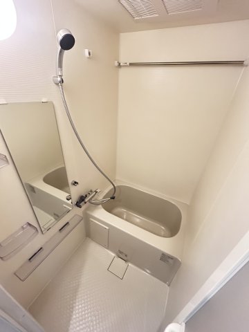 バス・シャワールーム　日々の暮らしに欠かせないお風呂です