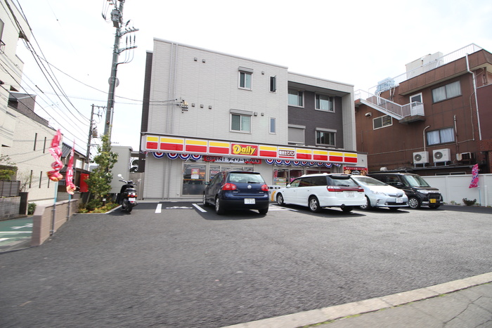 コンビニ　デイリーヤマザキ井口三丁目店（コンビニ）まで199m