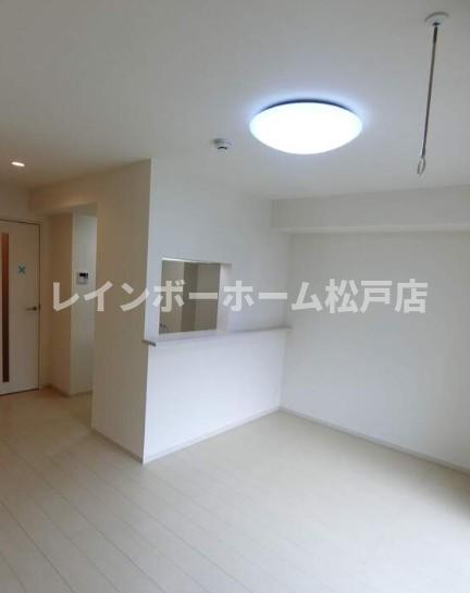 居室・リビング　おしゃれな居間です