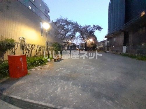 公園　中野区立すみれ公園（公園）まで112m