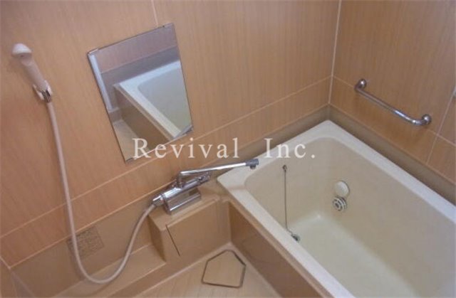 バス・シャワールーム　もちろん追い炊き・浴室乾燥機完備